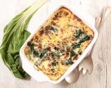 Gratin de blettes au fromage, un plat savoureux inspiré d'une recette blette, prêt à être dégusté.